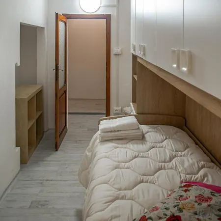 All'ombra Del Campanile Apartment