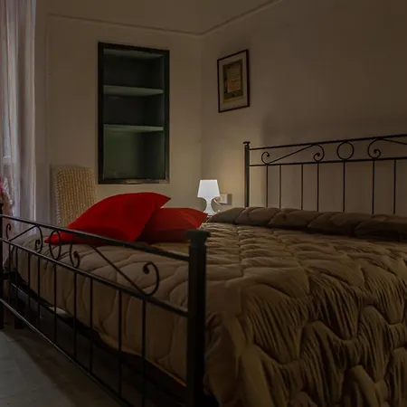 Apartment All'ombra Del Campanile Volterra